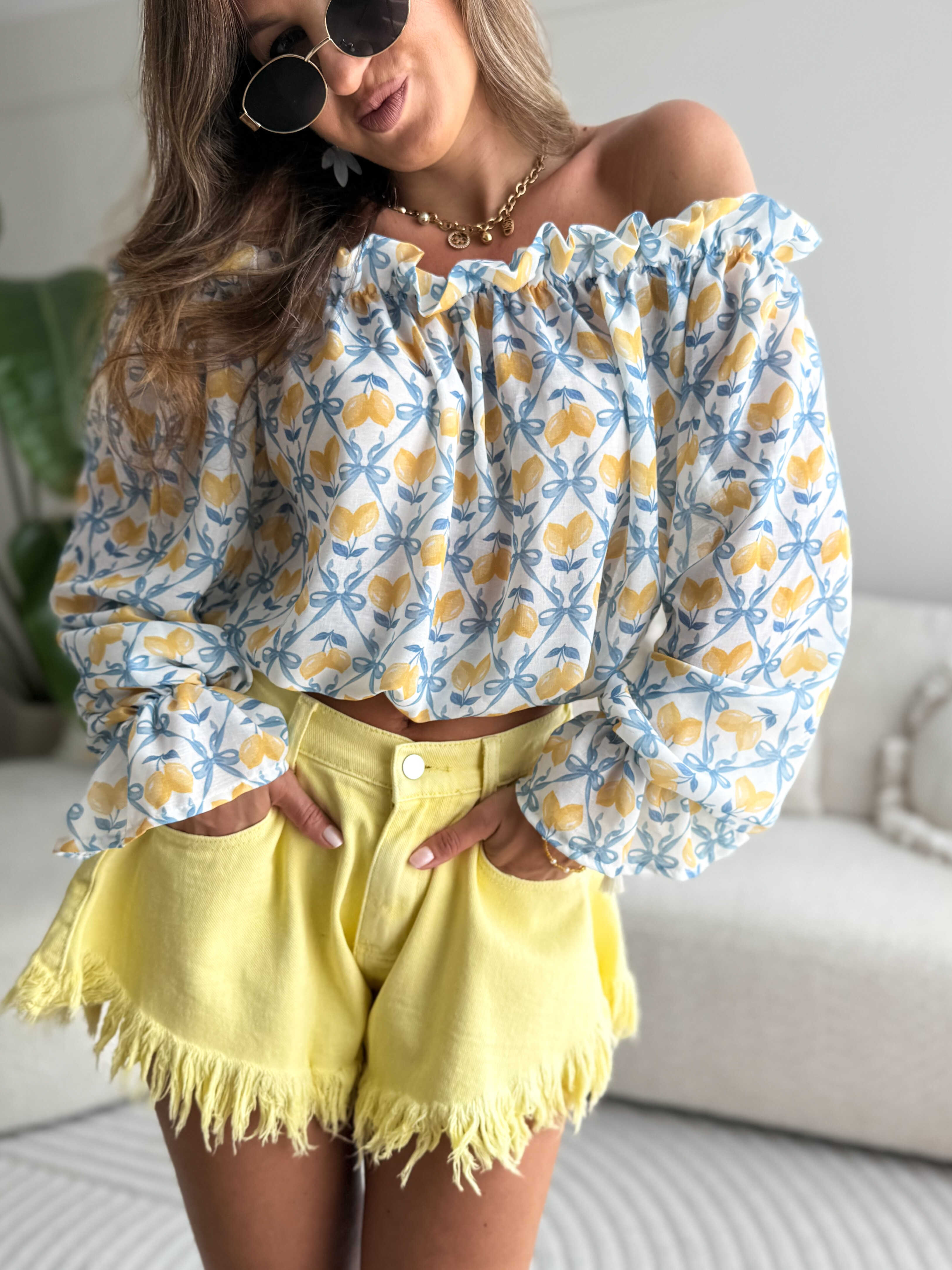 Karla off-shoulder blouse limon