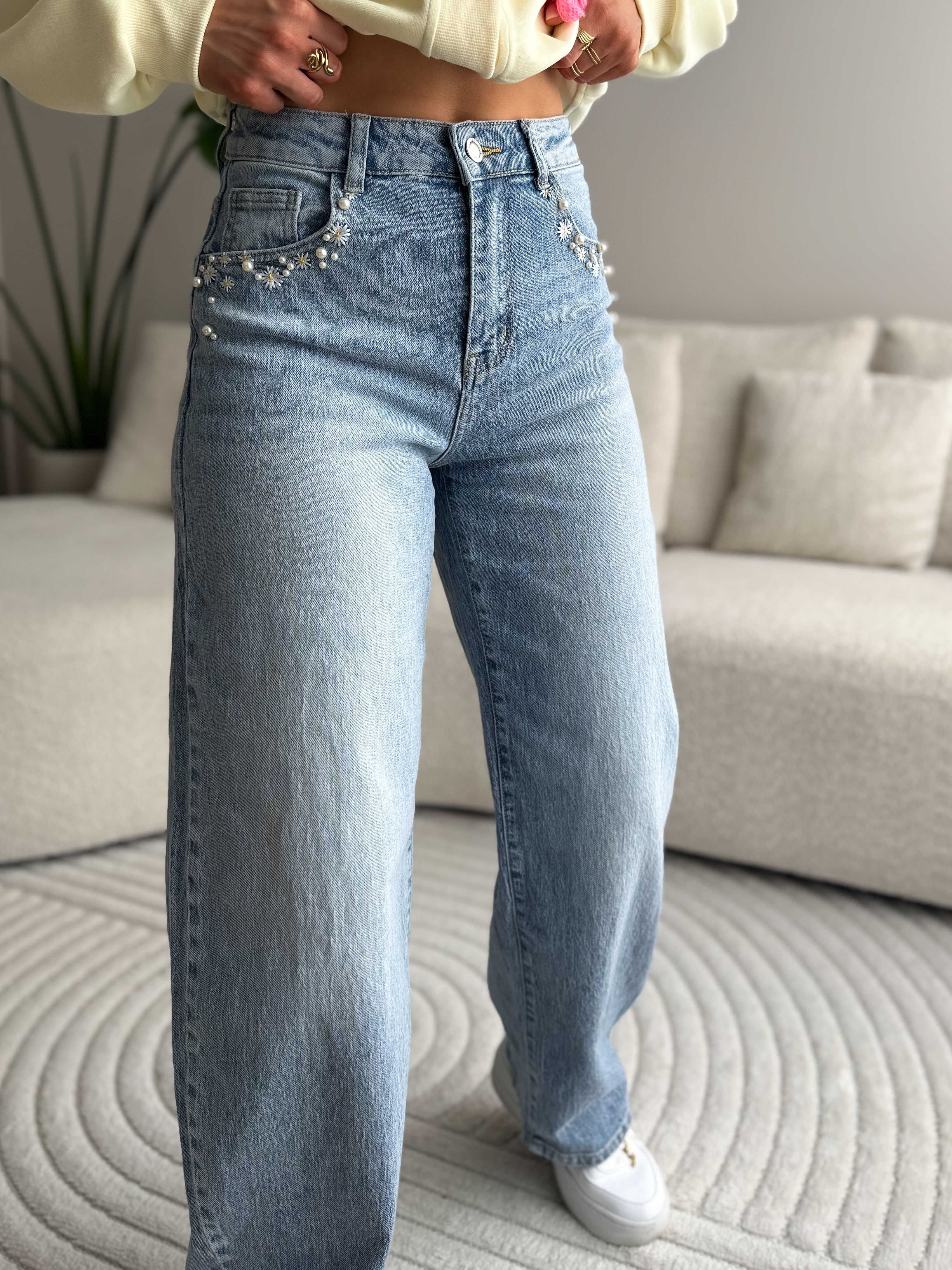 Renee Balloon Jeans