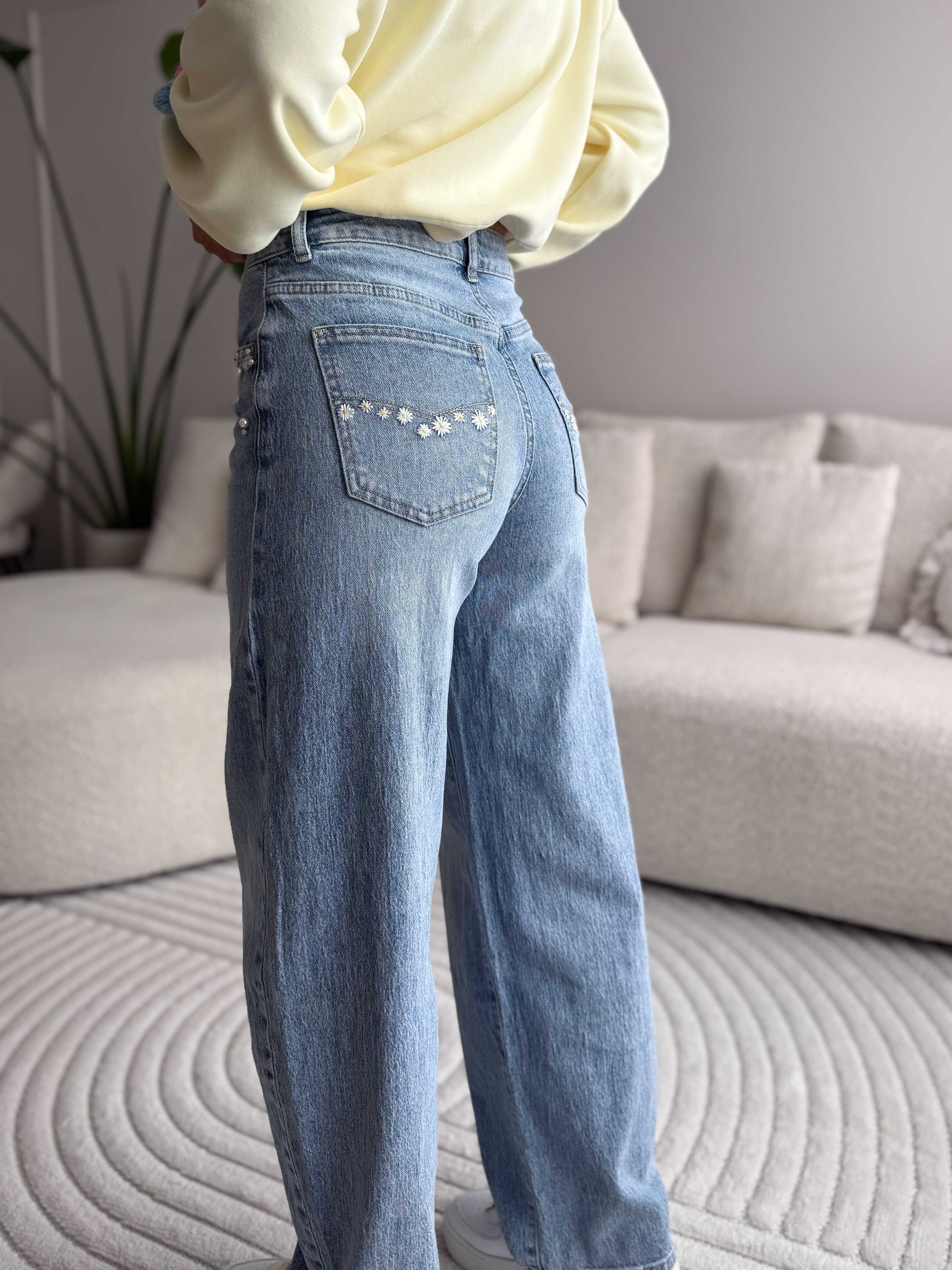 Renee Balloon Jeans