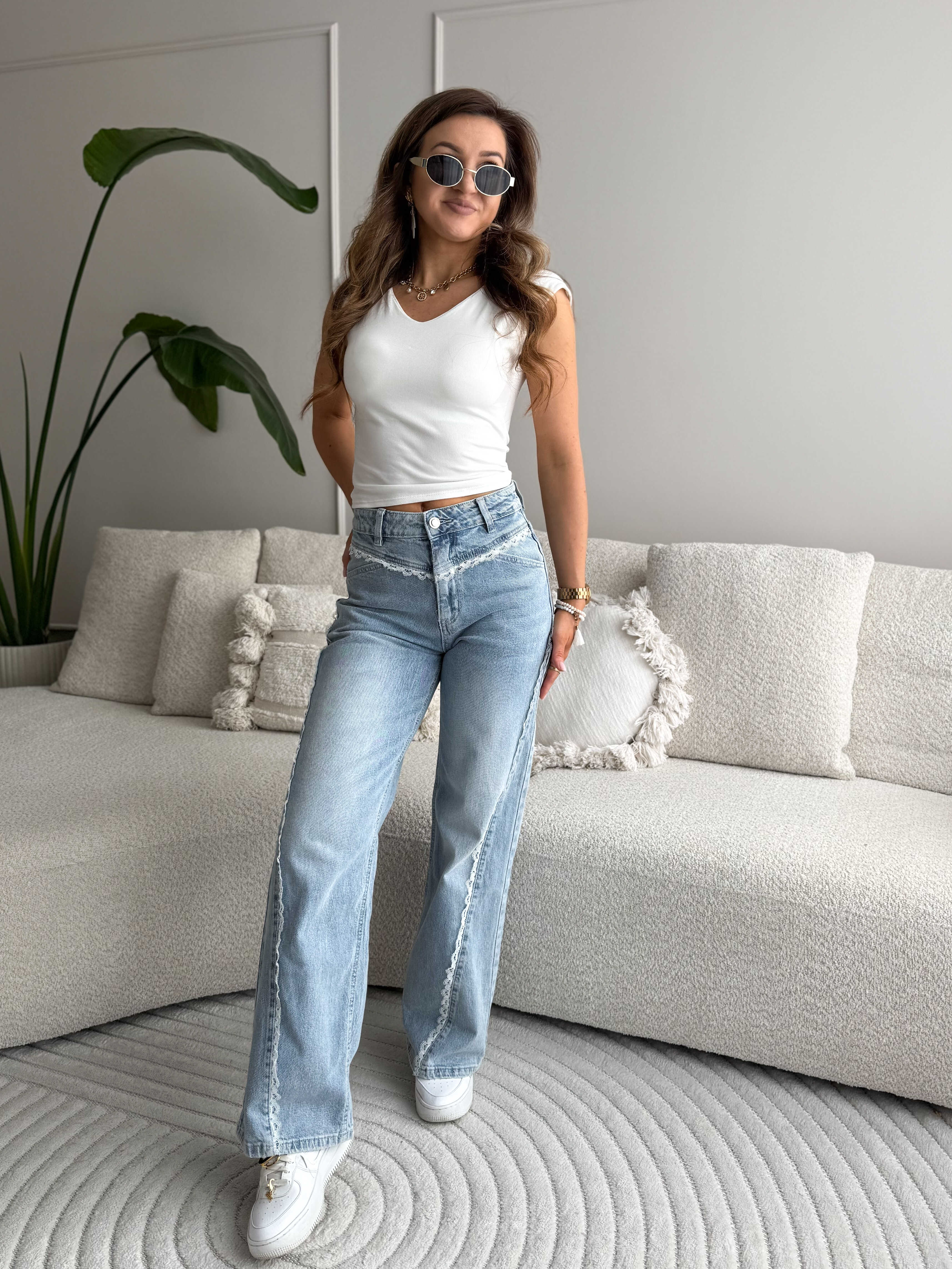 Viktoria Wide Leg Jeans