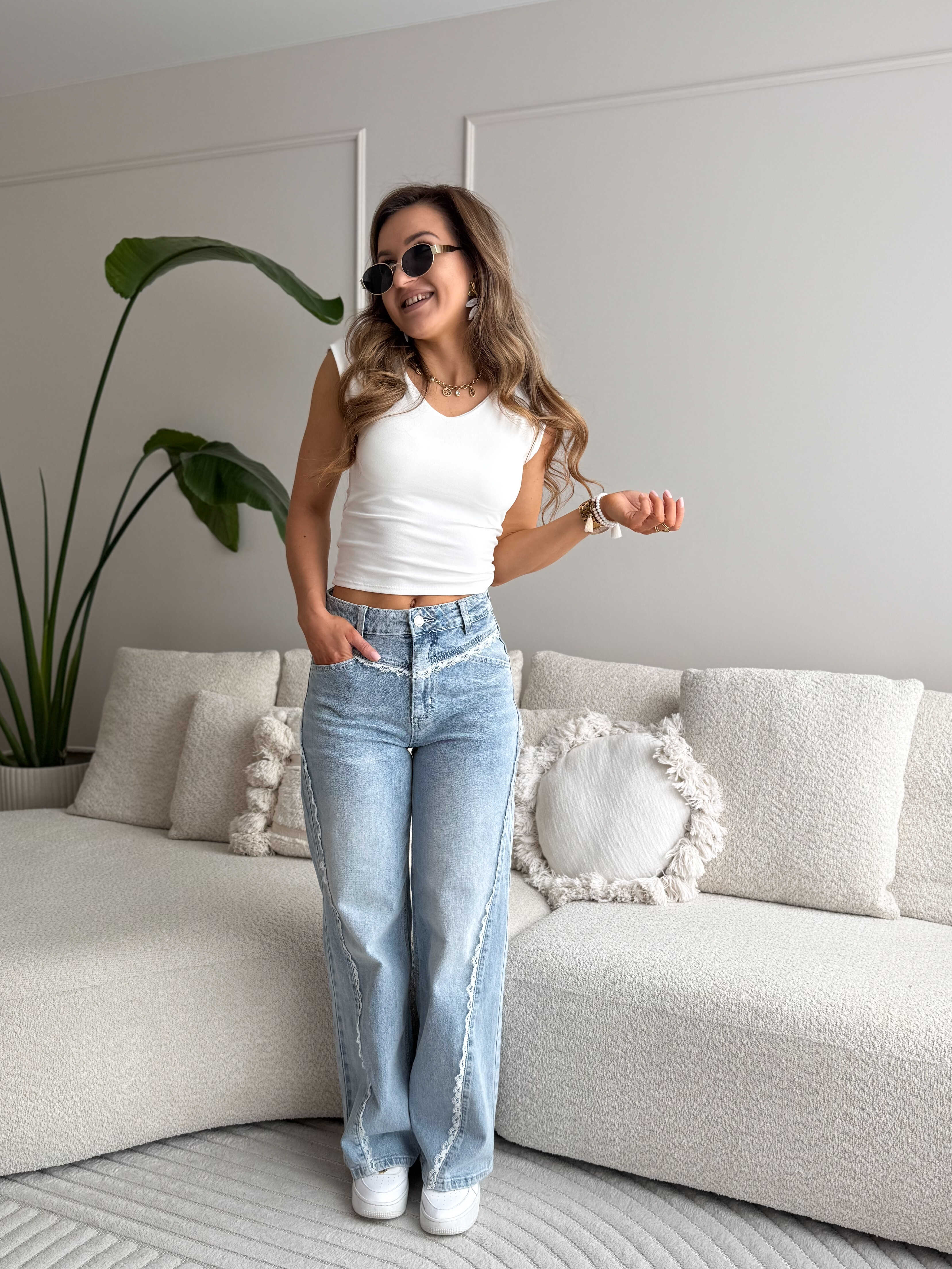 Viktoria Wide Leg Jeans