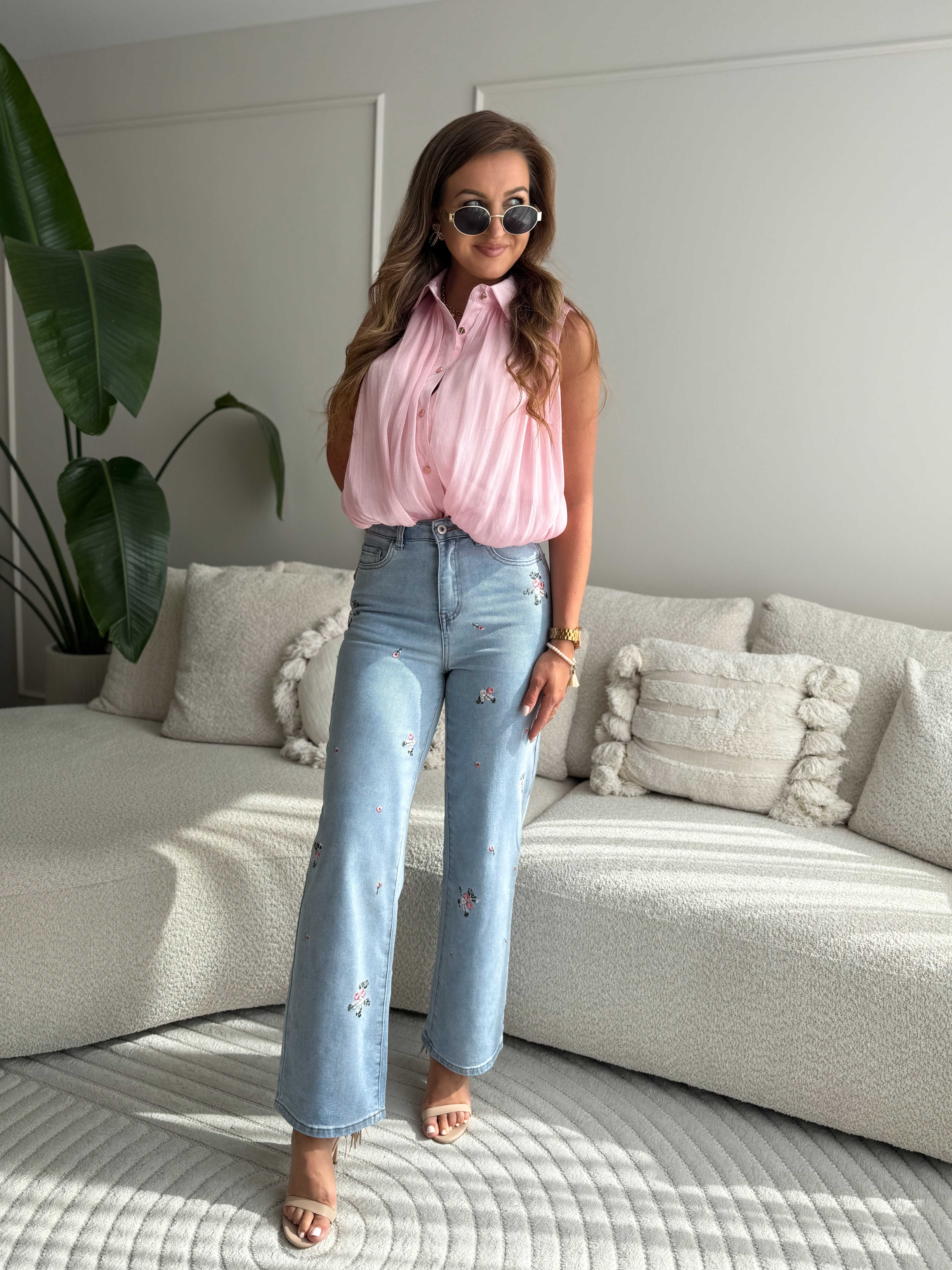 Lilly Jeans with flowers