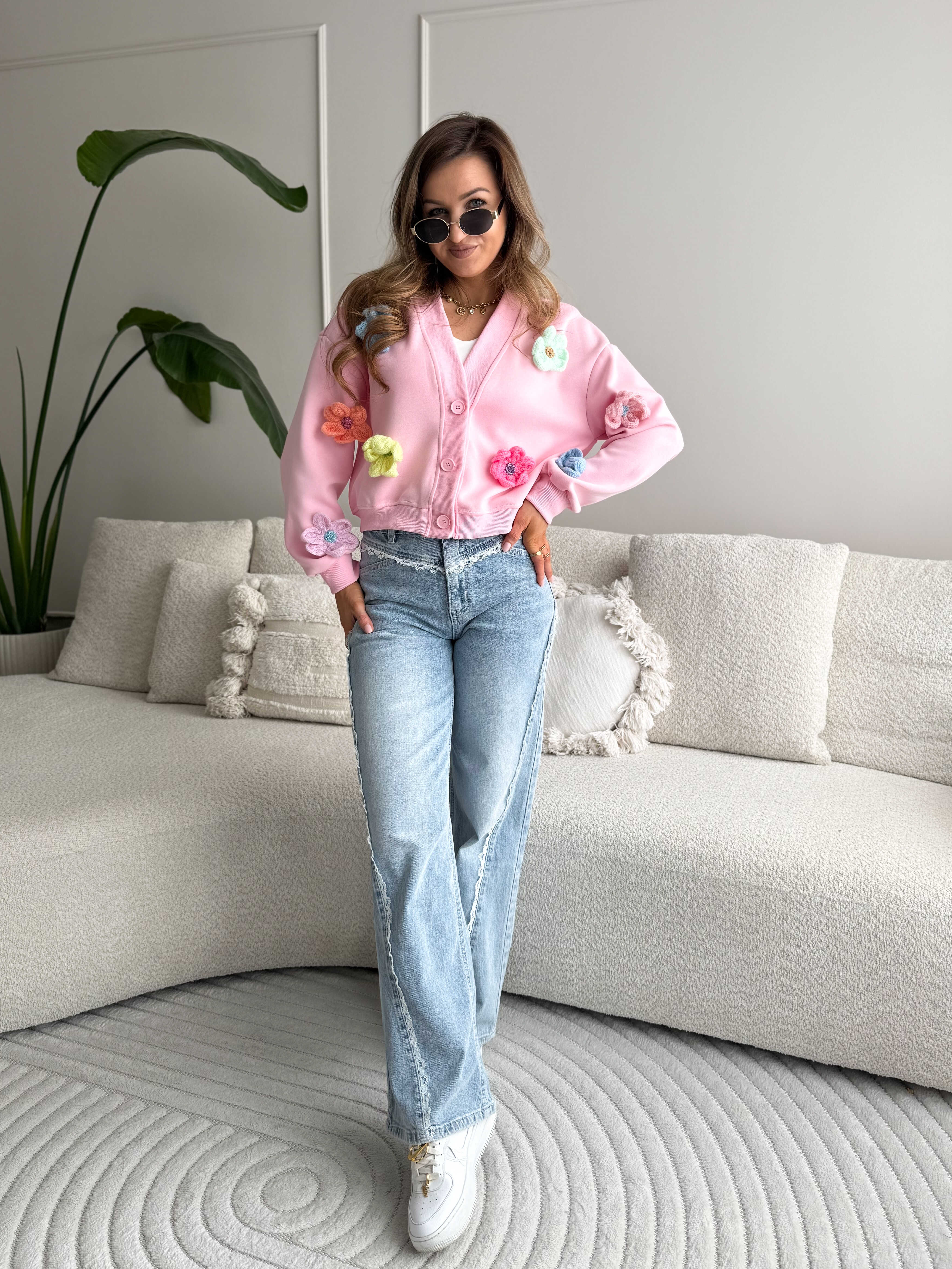 Cornelia sweater with flowers pink